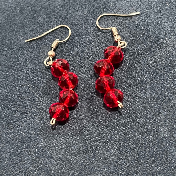 Earring - Picture 3 of 6